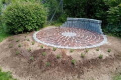 Plasterfläche mit Sitzgelegenheit